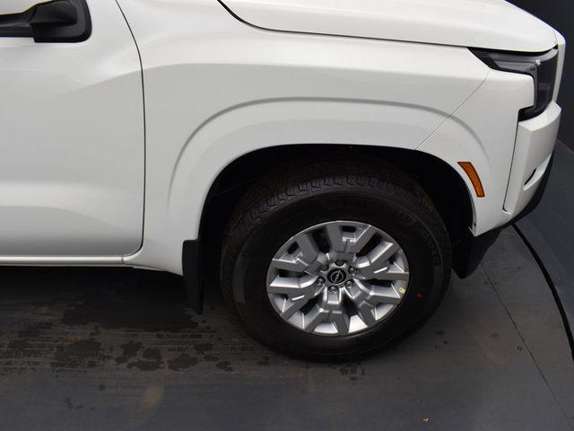 Photo of 2024 Glacier White Nissan Frontier