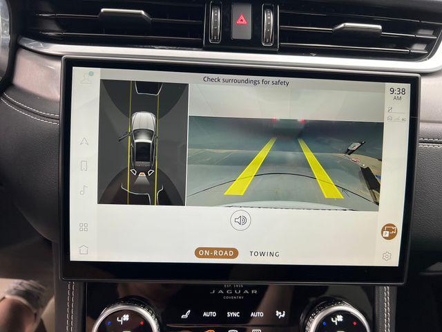 Photo of 2024 Fuji White Jaguar F-PACE