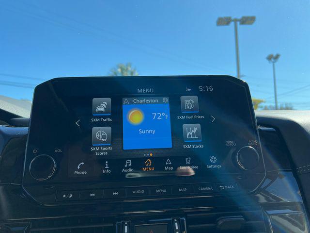 Photo of 2025 Everest White Pearl Tricoat Nissan Pathfinder