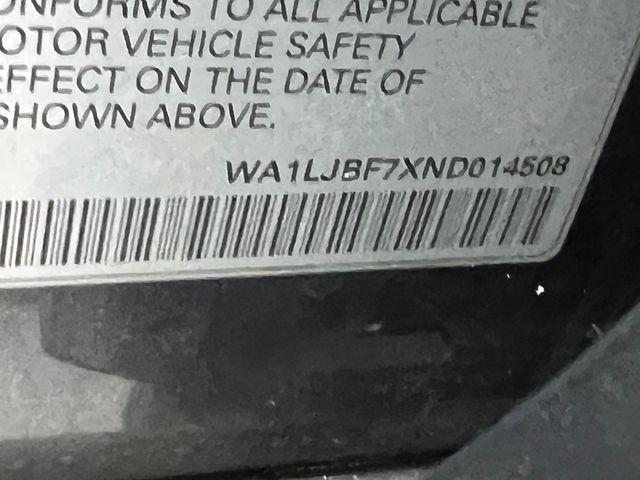 Photo of 2022 Gray Metallic Audi Q7