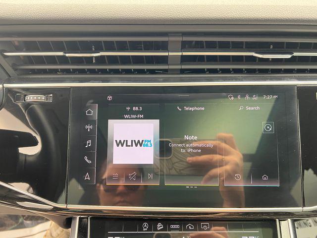Photo of 2022 Gray Metallic Audi Q7