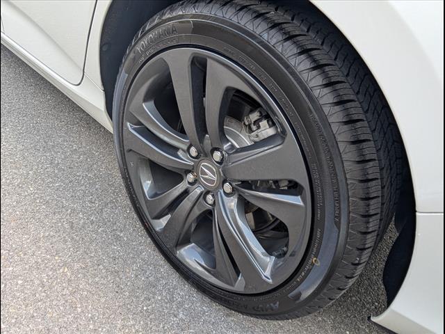 Photo of 2021 Platinum White Pearl Acura TLX