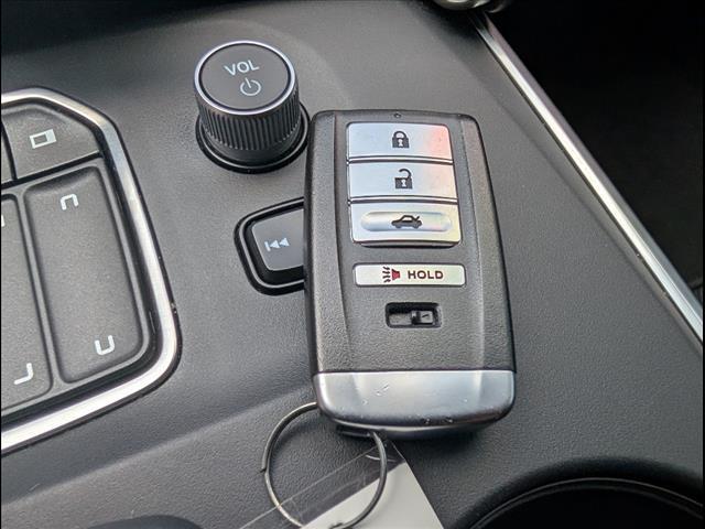 Photo of 2021 Platinum White Pearl Acura TLX