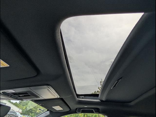 Photo of 2026 Platinum White Pearl Honda CR-V Hybrid