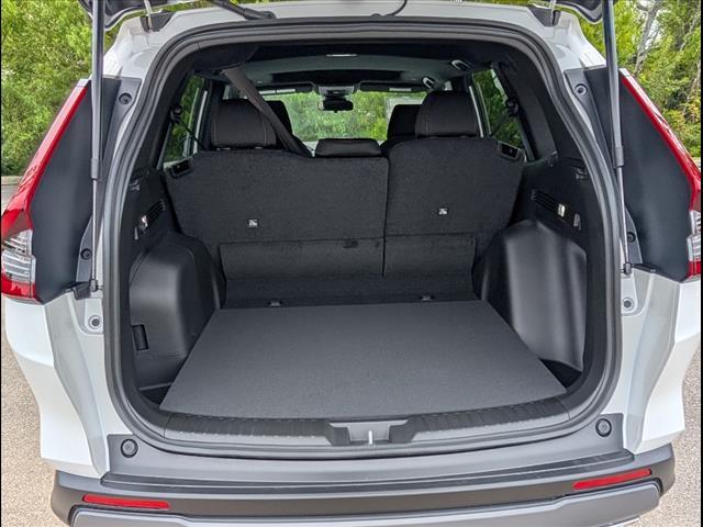 Photo of 2026 Platinum White Pearl Honda CR-V Hybrid