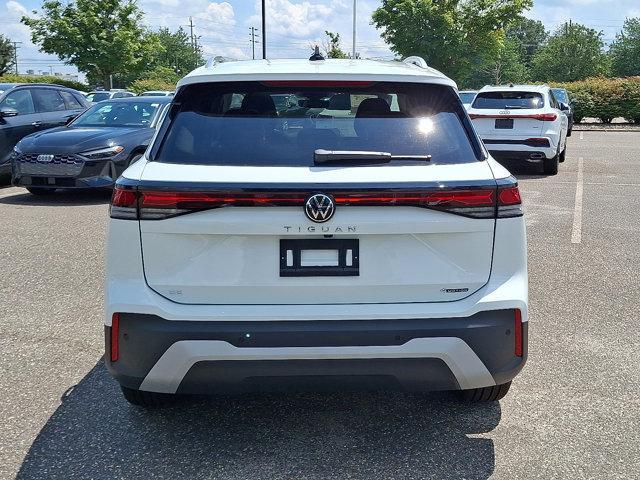 Photo of 2025 Pure White Volkswagen Tiguan