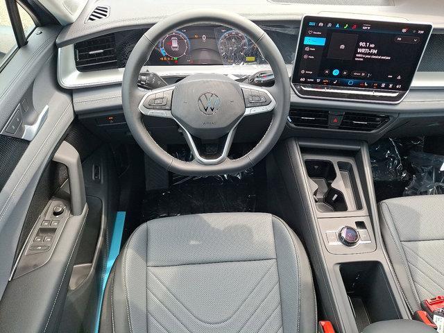 Photo of 2025 Monterey Blue Pearl Volkswagen Tiguan
