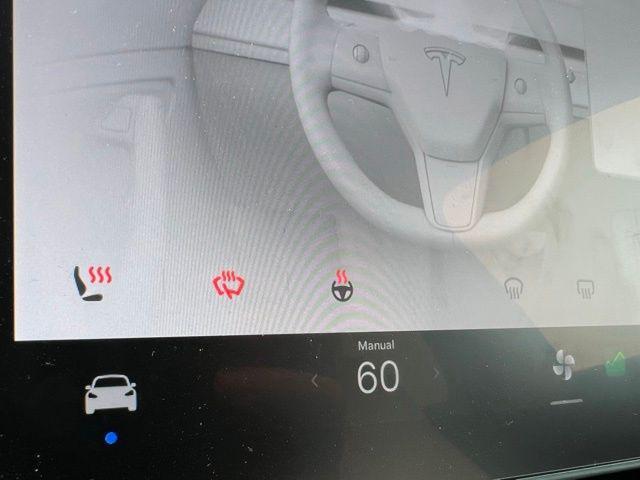 Photo of 2023 Gray Tesla Model Y
