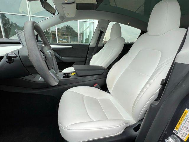Photo of 2023 Gray Tesla Model Y