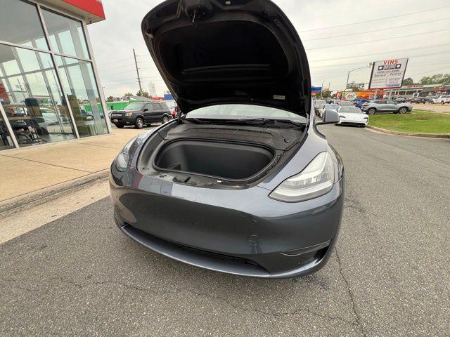 Photo of 2023 Gray Tesla Model Y