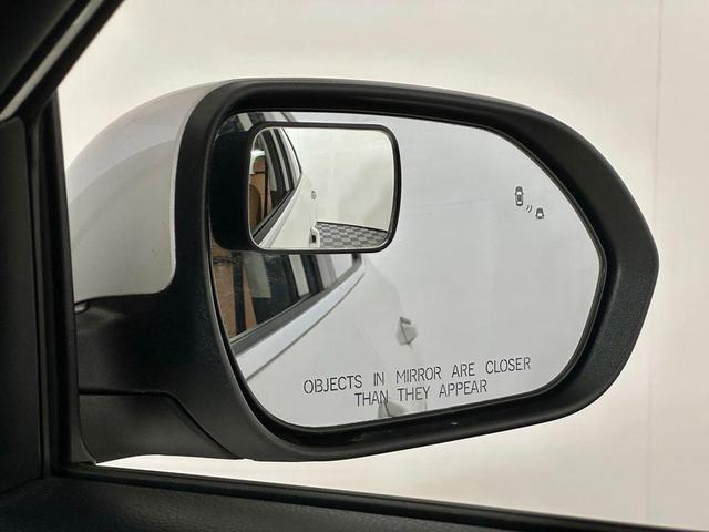 Photo of 2024 Snow White Pearl Kia Seltos