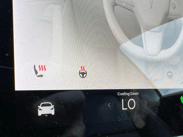 Photo of 2021 Pearl White Multi-Coat Tesla Model 3
