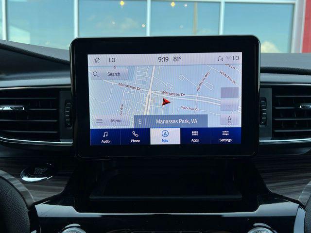 Photo of 2024 Black Metallic Ford Explorer
