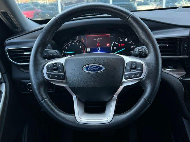 Photo of 2024 Black Metallic Ford Explorer