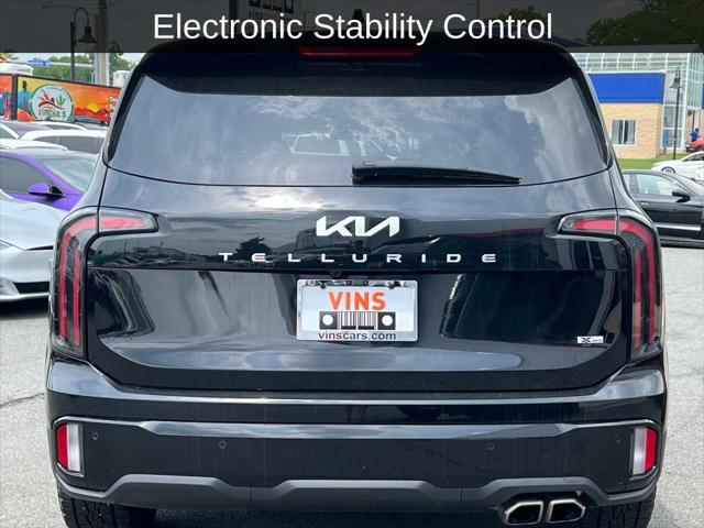 Photo of 2024 Ebony Black Kia Telluride
