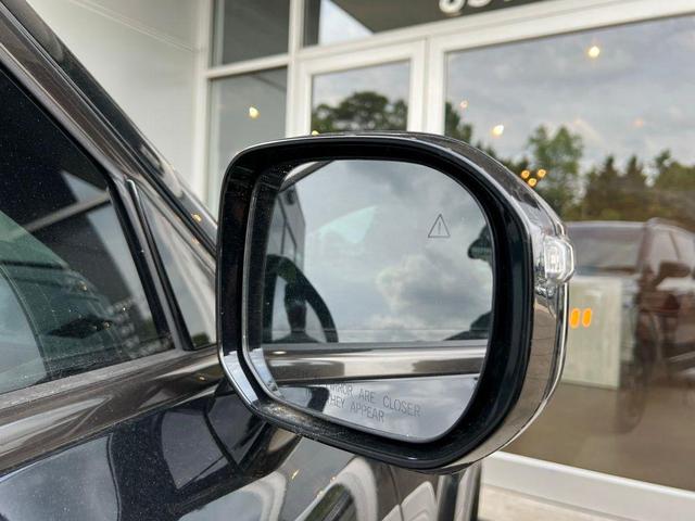 Photo of 2024 Ebony Black Kia Telluride