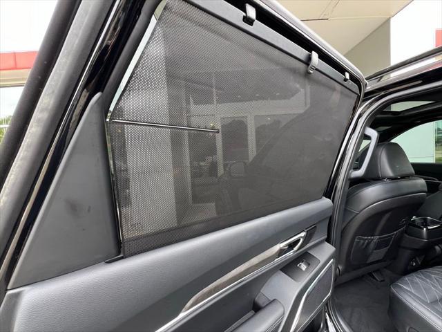 Photo of 2024 Ebony Black Kia Telluride