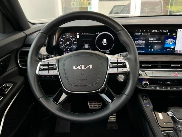 Photo of 2024 Ebony Black Kia Telluride