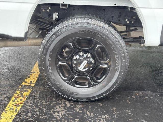 Photo of 2023 Oxford White Ford F-350