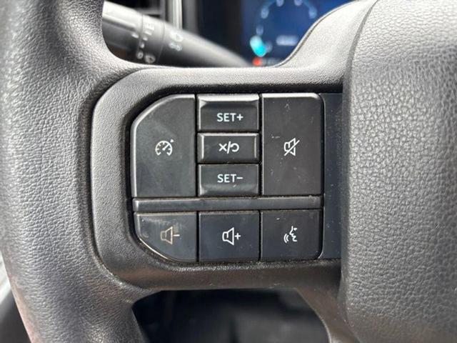 Photo of 2023 Oxford White Ford F-350