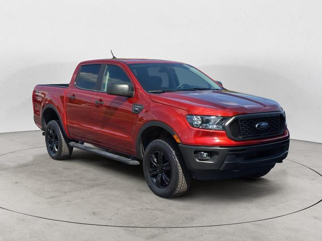 Photo of 2022 Hot Pepper Red Metallic Tinted Clearcoat Ford Ranger