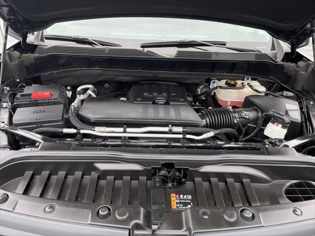 Photo of 2022 Black Chevrolet Silverado 1500