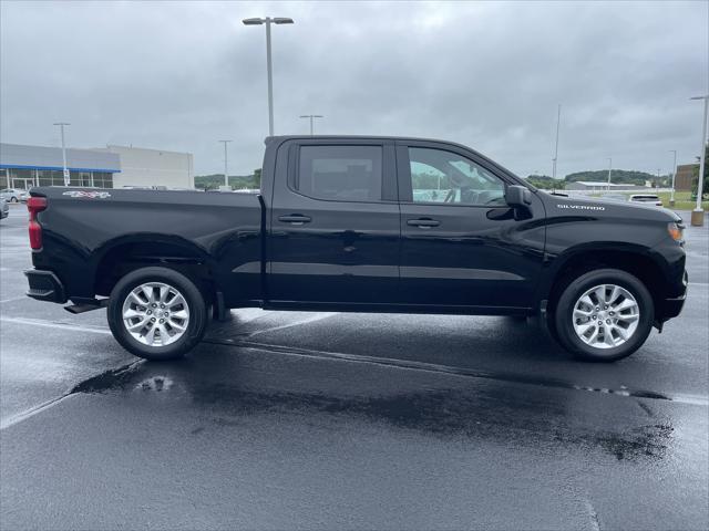 Photo of 2022 Black Chevrolet Silverado 1500