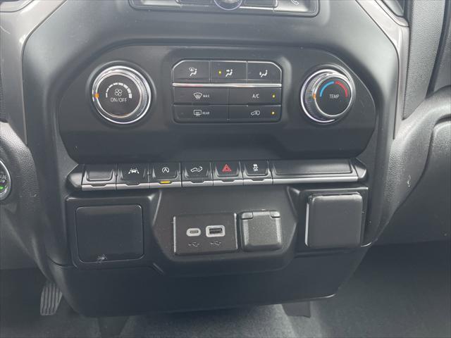 Photo of 2022 Black Chevrolet Silverado 1500