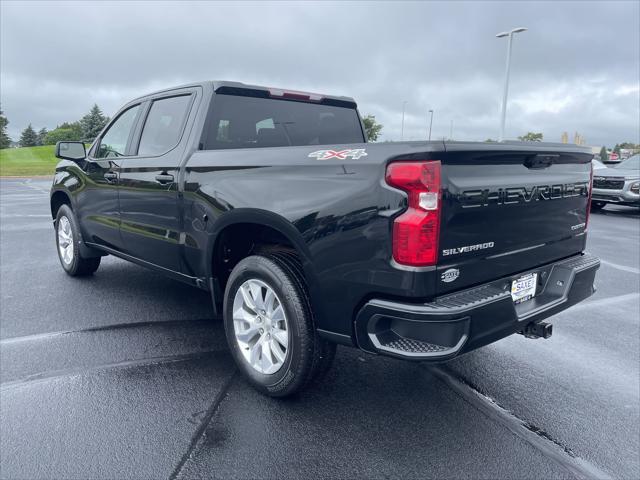 Photo of 2022 Black Chevrolet Silverado 1500