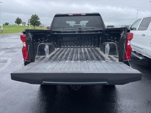 Photo of 2022 Black Chevrolet Silverado 1500