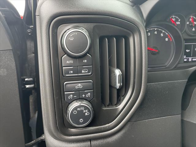 Photo of 2022 Black Chevrolet Silverado 1500