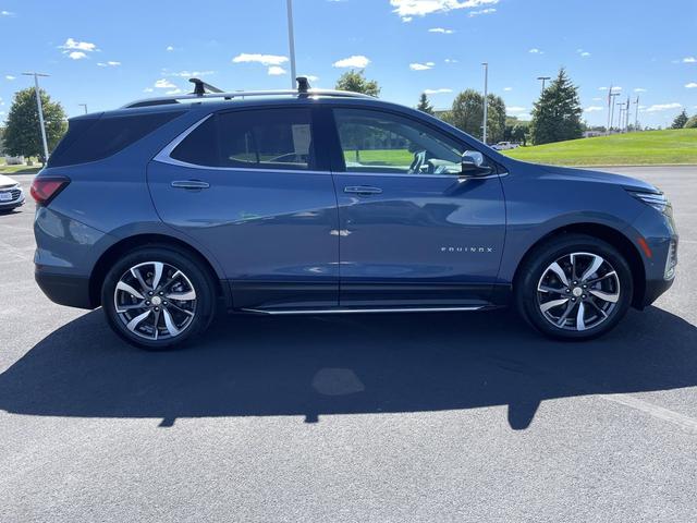 Photo of 2024 Lakeshore Blue Metallic Chevrolet Equinox