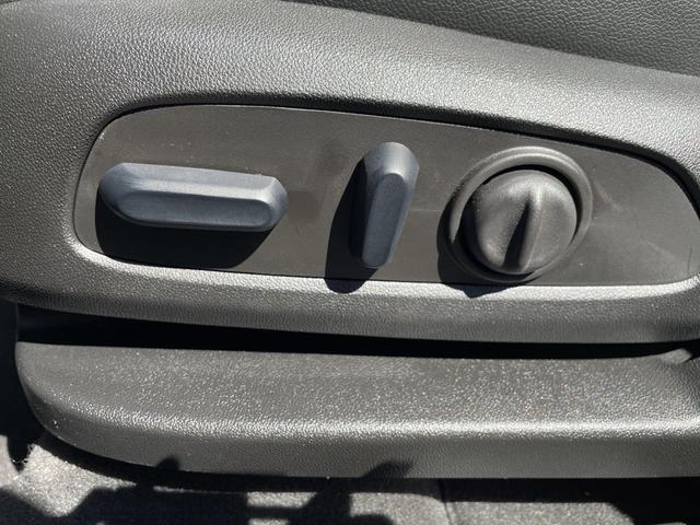 Photo of 2024 Lakeshore Blue Metallic Chevrolet Equinox