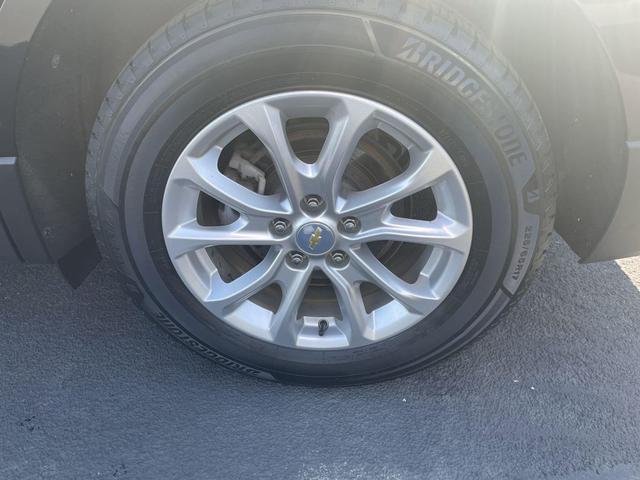 Photo of 2020 Midnight Blue Metallic Chevrolet Equinox