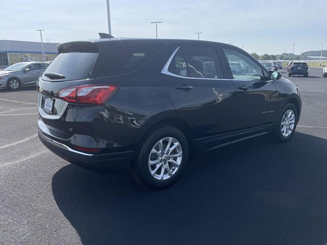 Photo of 2020 Midnight Blue Metallic Chevrolet Equinox