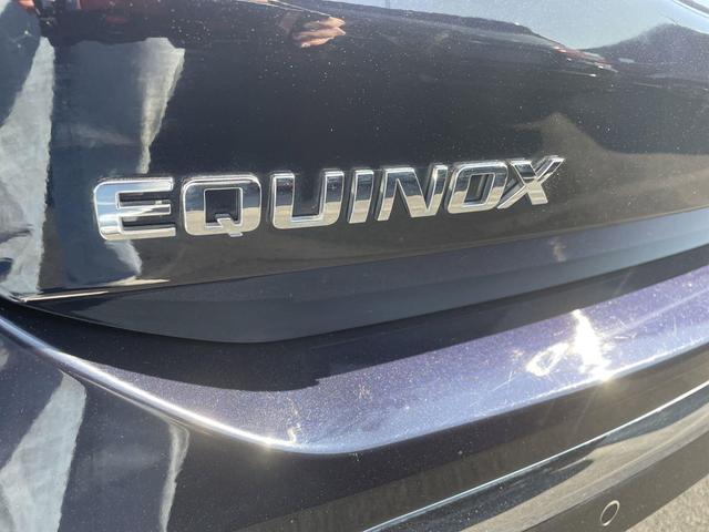 Photo of 2020 Midnight Blue Metallic Chevrolet Equinox