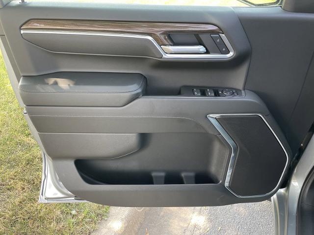 Photo of 2025 Sterling Gray Metallic Chevrolet Silverado 1500