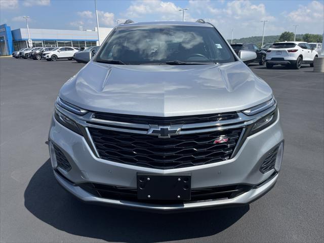 Photo of 2023 Sterling Gray Metallic Chevrolet Equinox