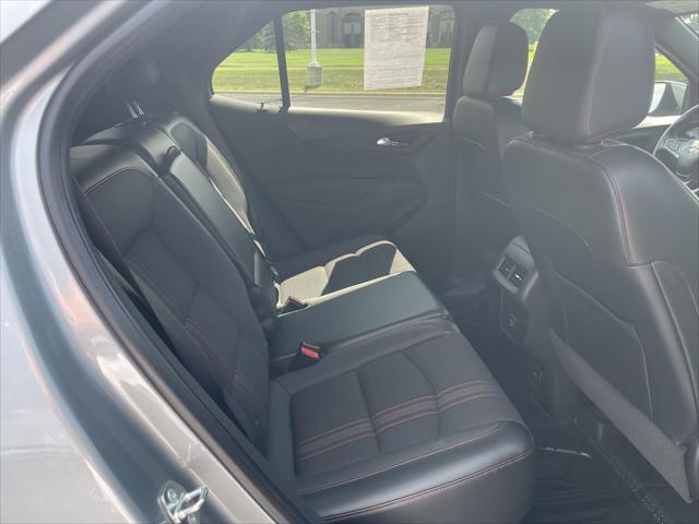 Photo of 2023 Sterling Gray Metallic Chevrolet Equinox