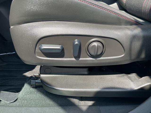 Photo of 2023 Sterling Gray Metallic Chevrolet Equinox