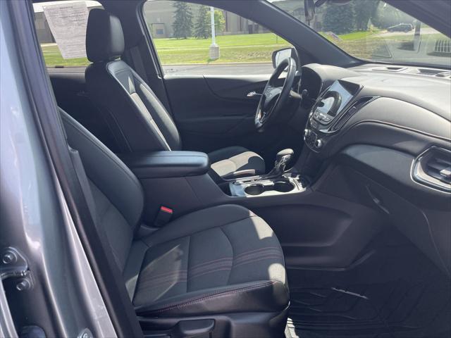 Photo of 2023 Sterling Gray Metallic Chevrolet Equinox