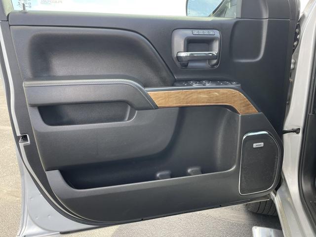 Photo of 2018 Silver Ice Metallic Chevrolet Silverado 1500