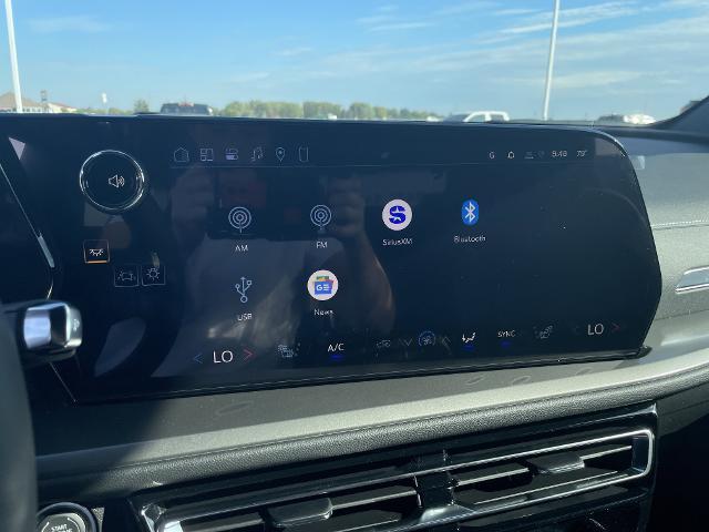 Photo of 2026 Radiant Red Tintcoat Chevrolet Traverse