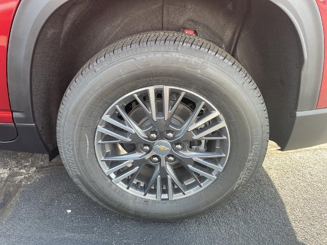Photo of 2026 Radiant Red Tintcoat Chevrolet Traverse