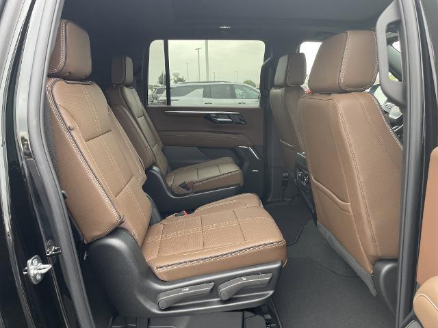 Photo of 2025 Black Chevrolet Suburban