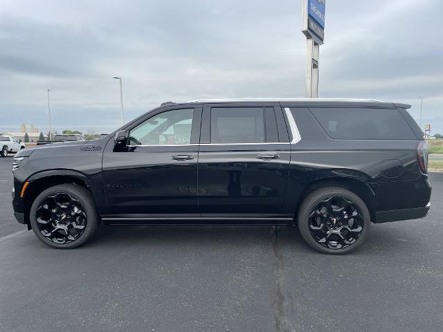 Photo of 2025 Black Chevrolet Suburban