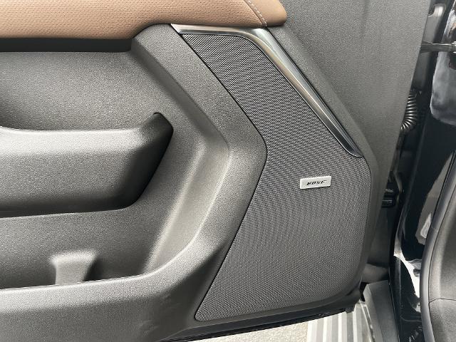 Photo of 2025 Black Chevrolet Suburban