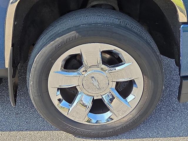 Photo of 2017 Deep Ocean Blue Metallic Chevrolet Silverado 1500