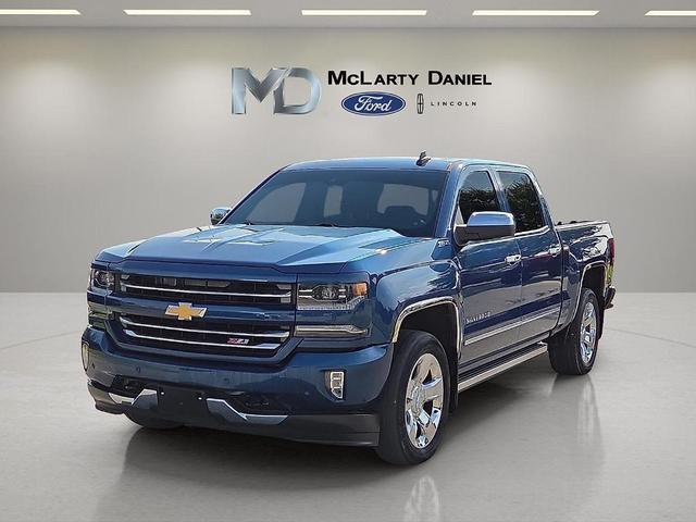 Photo of 2017 Deep Ocean Blue Metallic Chevrolet Silverado 1500