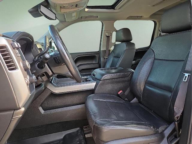 Photo of 2017 Deep Ocean Blue Metallic Chevrolet Silverado 1500